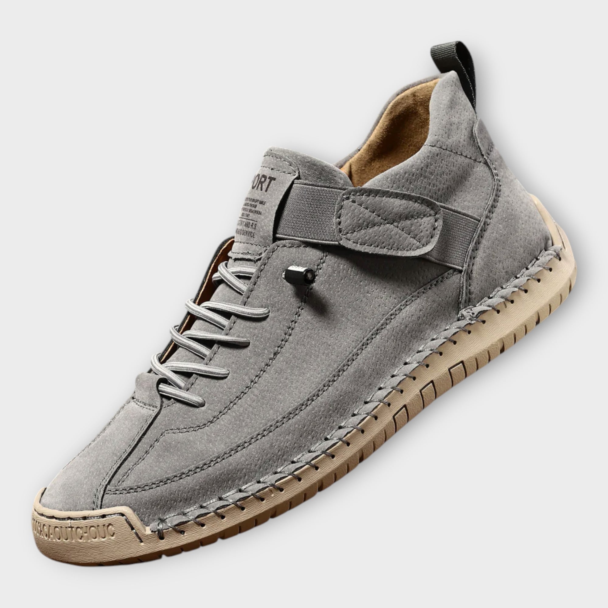 Scarpe sportive con design elegante e pratico