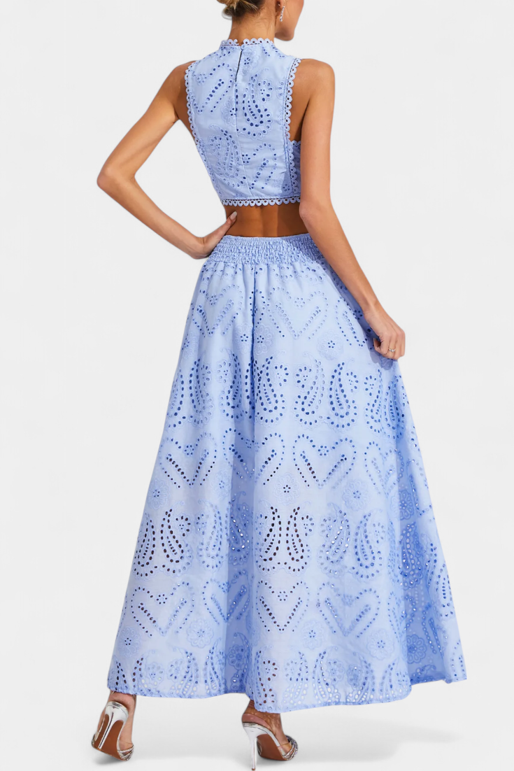 Danitza Set Romantico con Pizzo e Design Floreale Forato