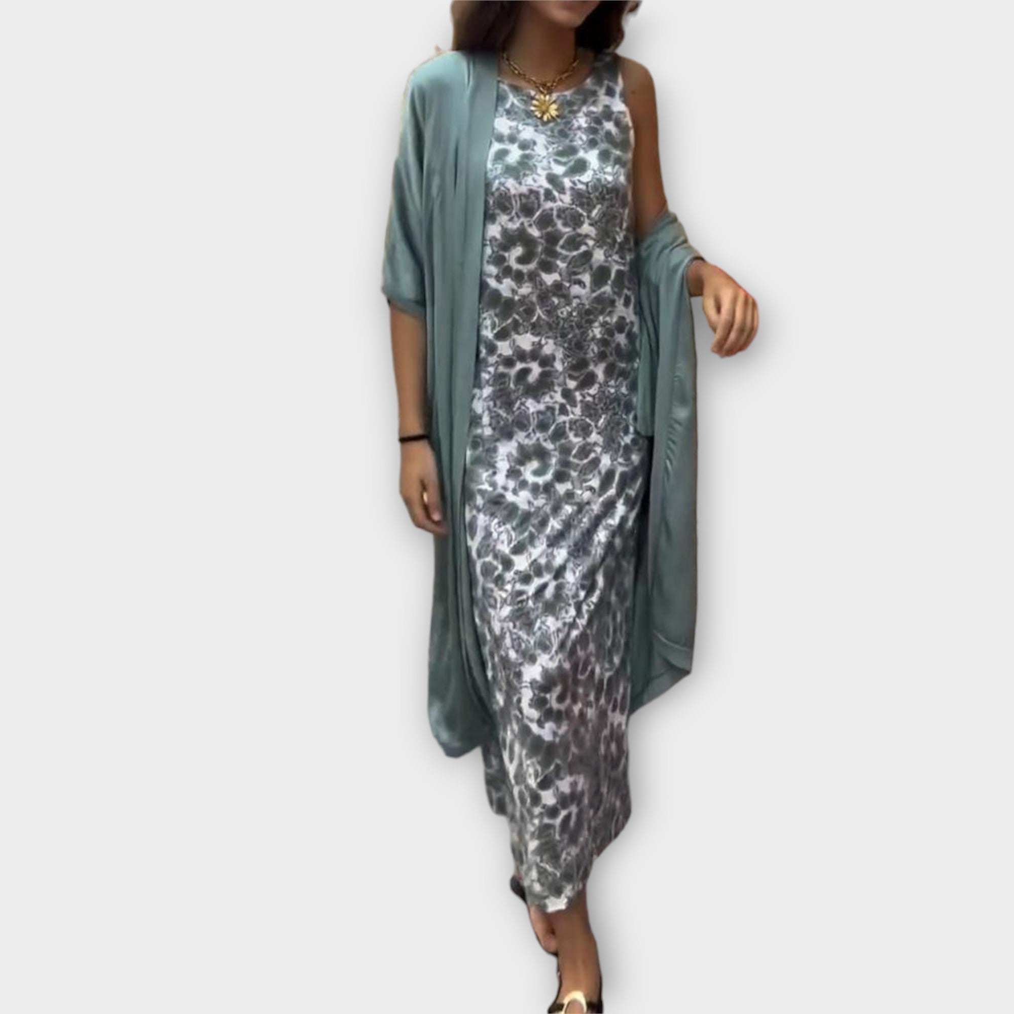Viviana - Un elegante completo a due pezzi