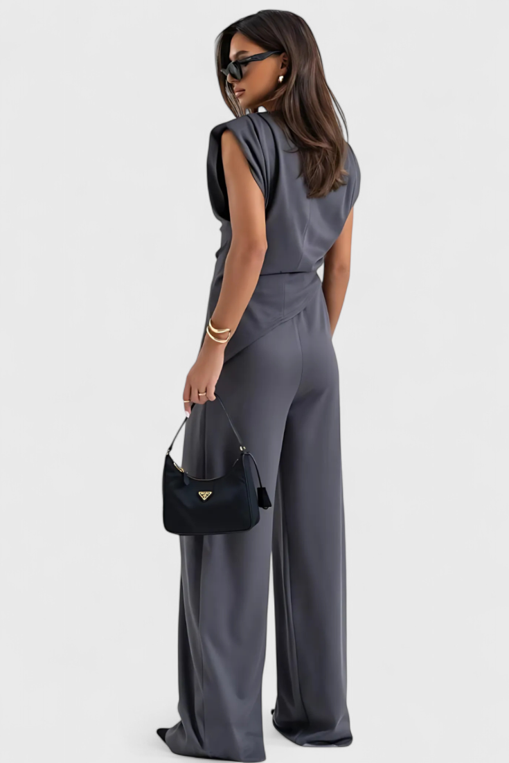 Sofia Set Asimmetrico con Spalle Drappeggiate