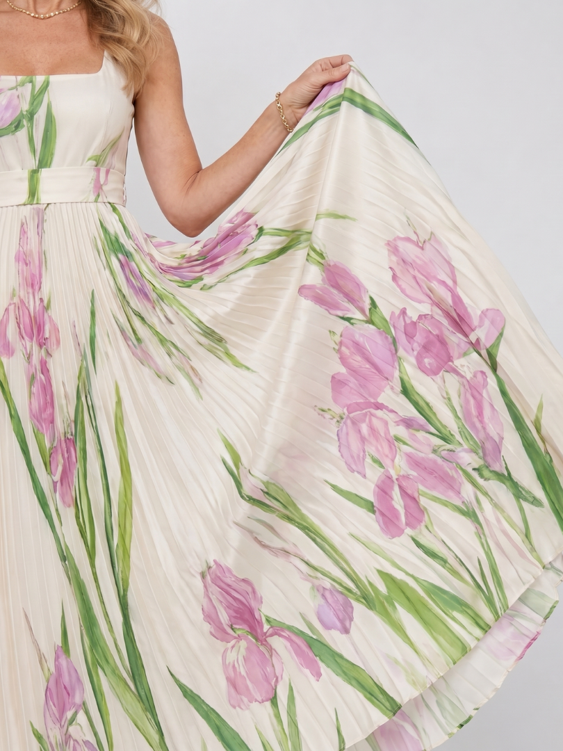 Oriana | Vestito midi senza maniche con scollo quadrato e pieghe