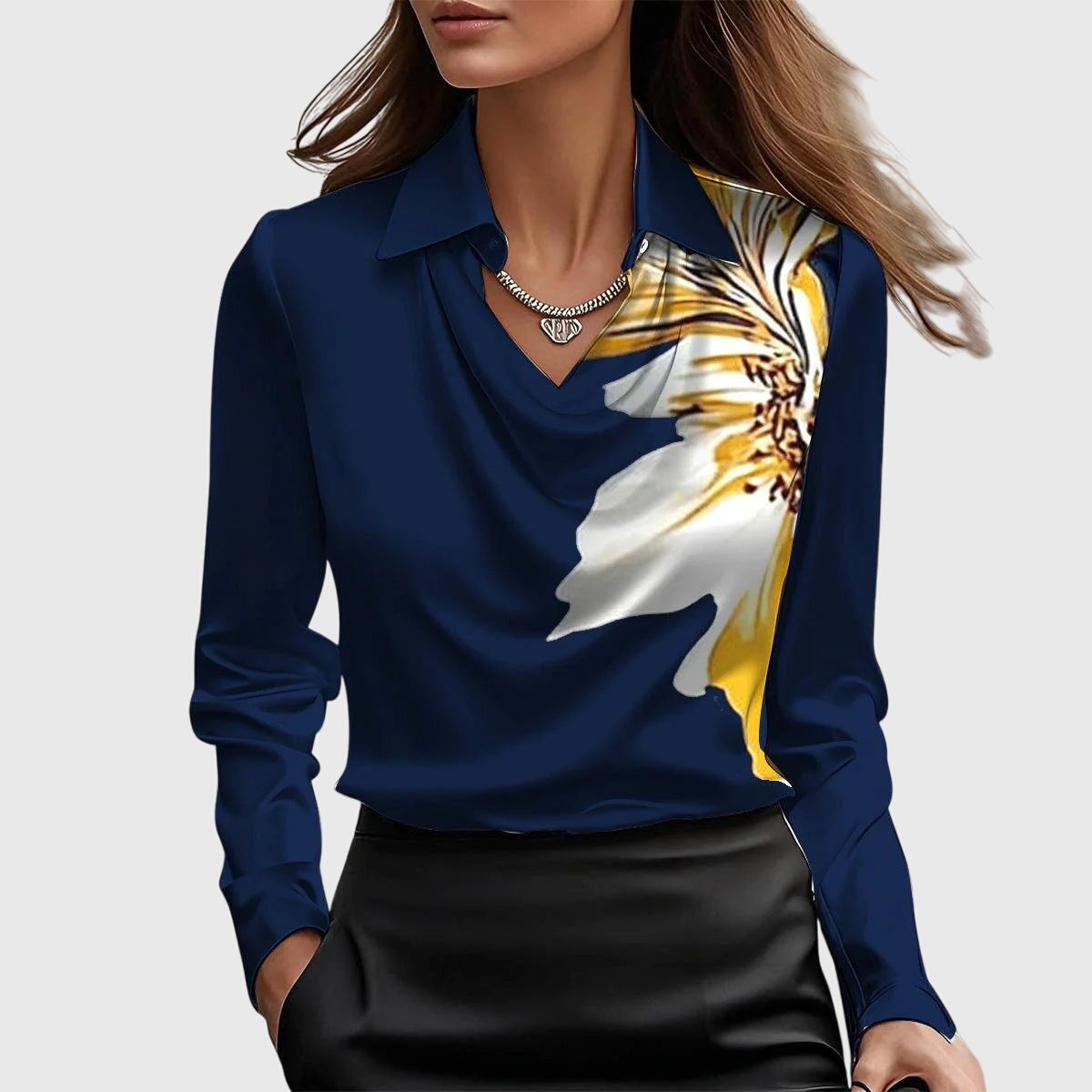 Sylvie - Blusa di lusso con lucentezza e collo plissettato