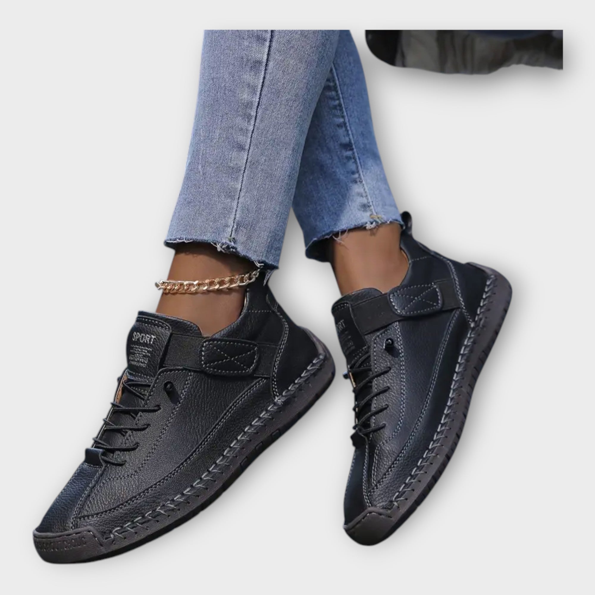 Scarpe sportive con design elegante e pratico