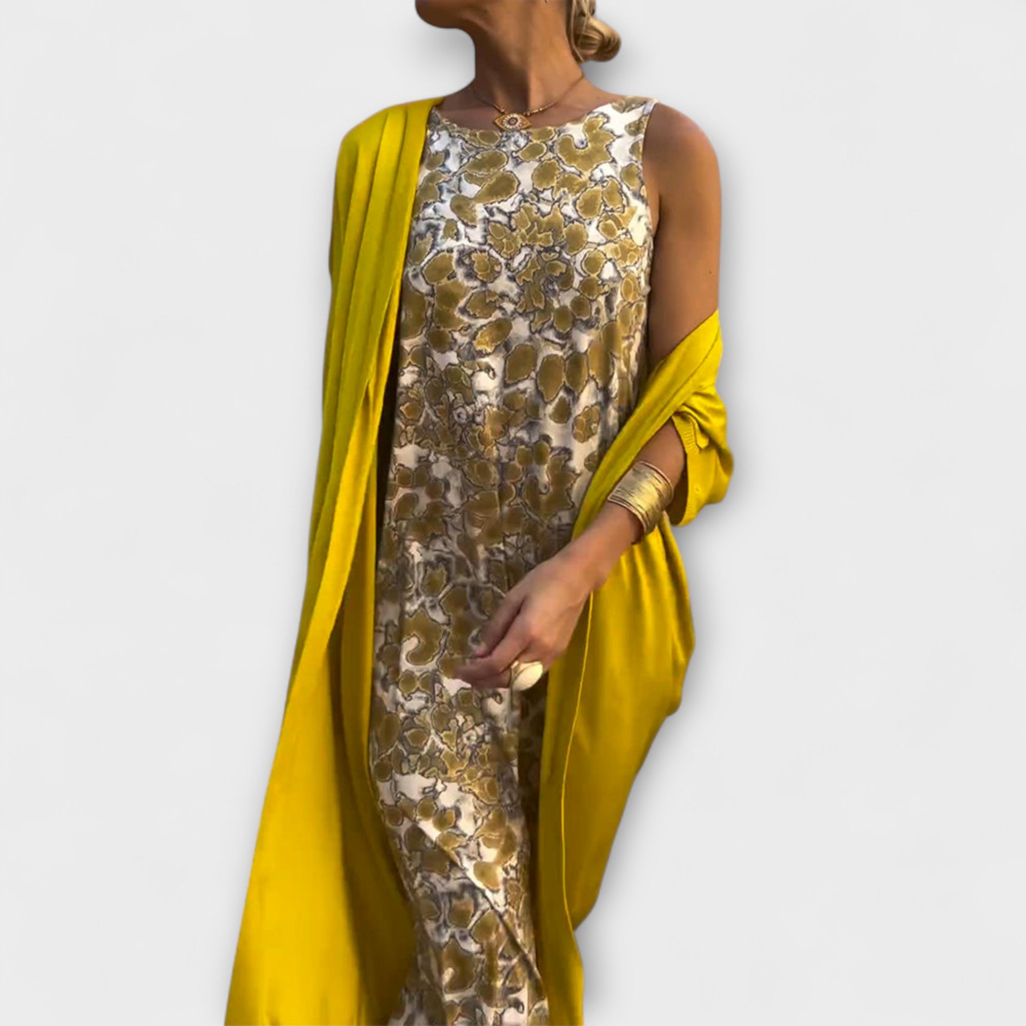 Viviana - Un elegante completo a due pezzi