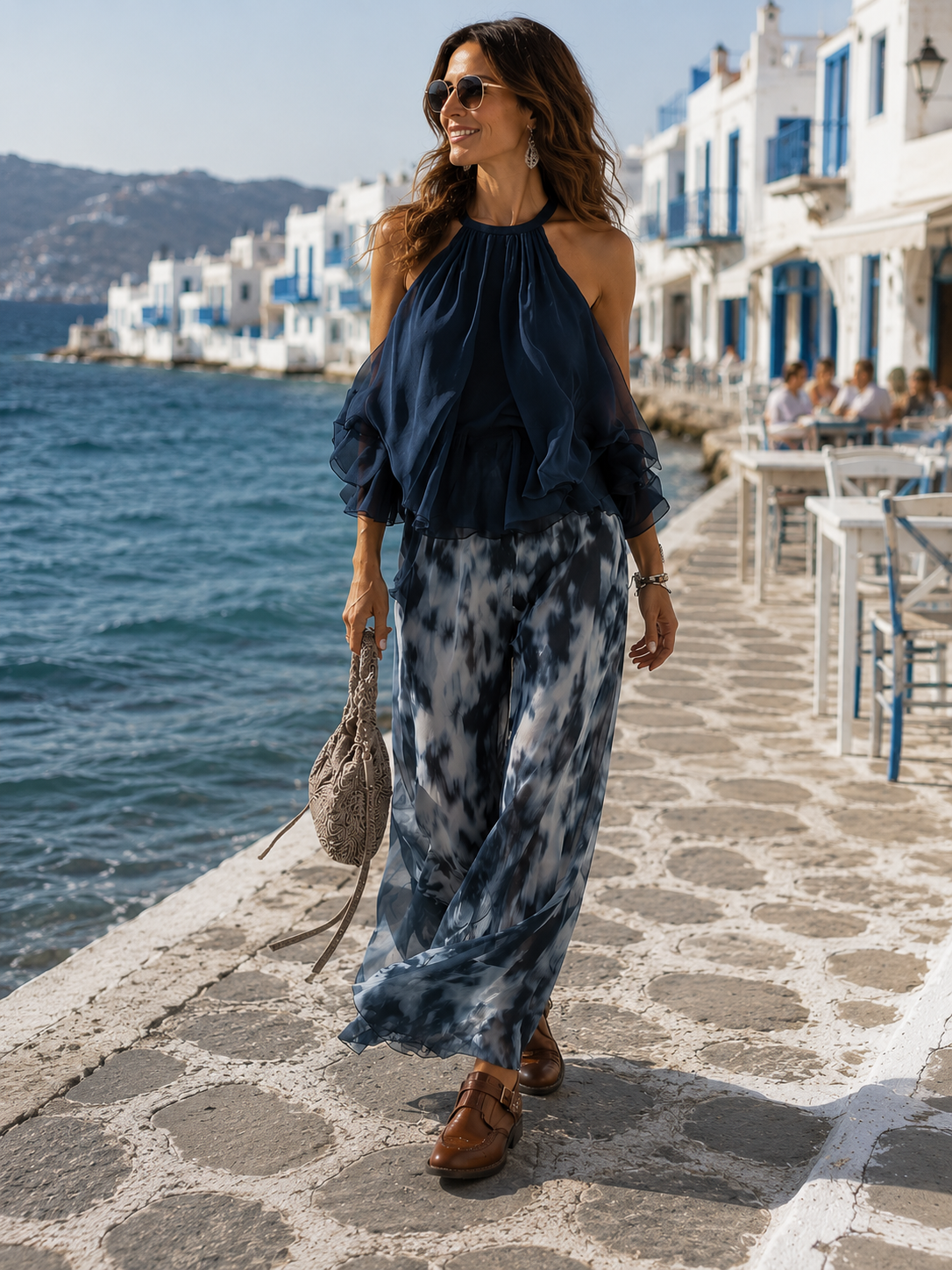 Ludovica | Set Elegante in Chiffon con Top a Collo Alto e Pantaloni Larghi con Stampa