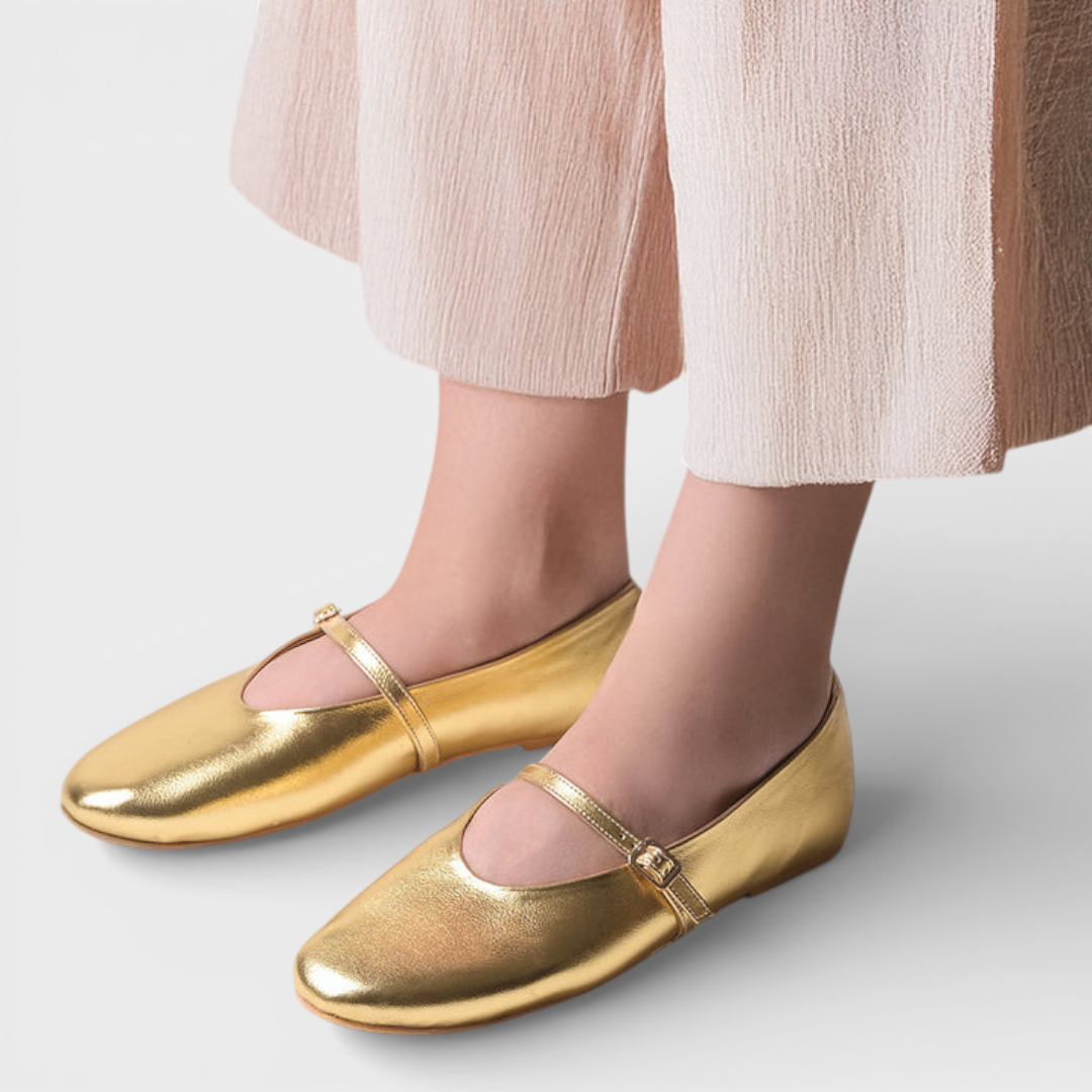 Navea | Mary Jane Flats Oro