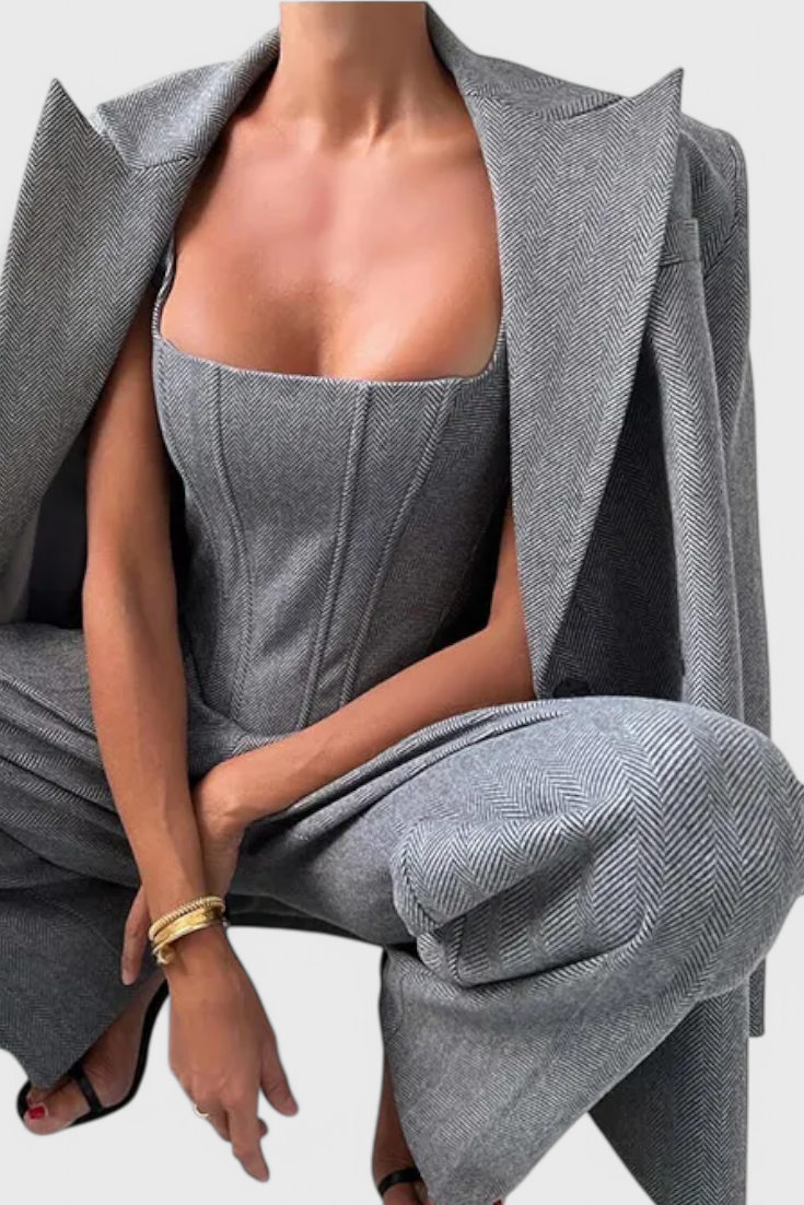 Evena Completo con Pantaloni per un'Eleganza Sicura