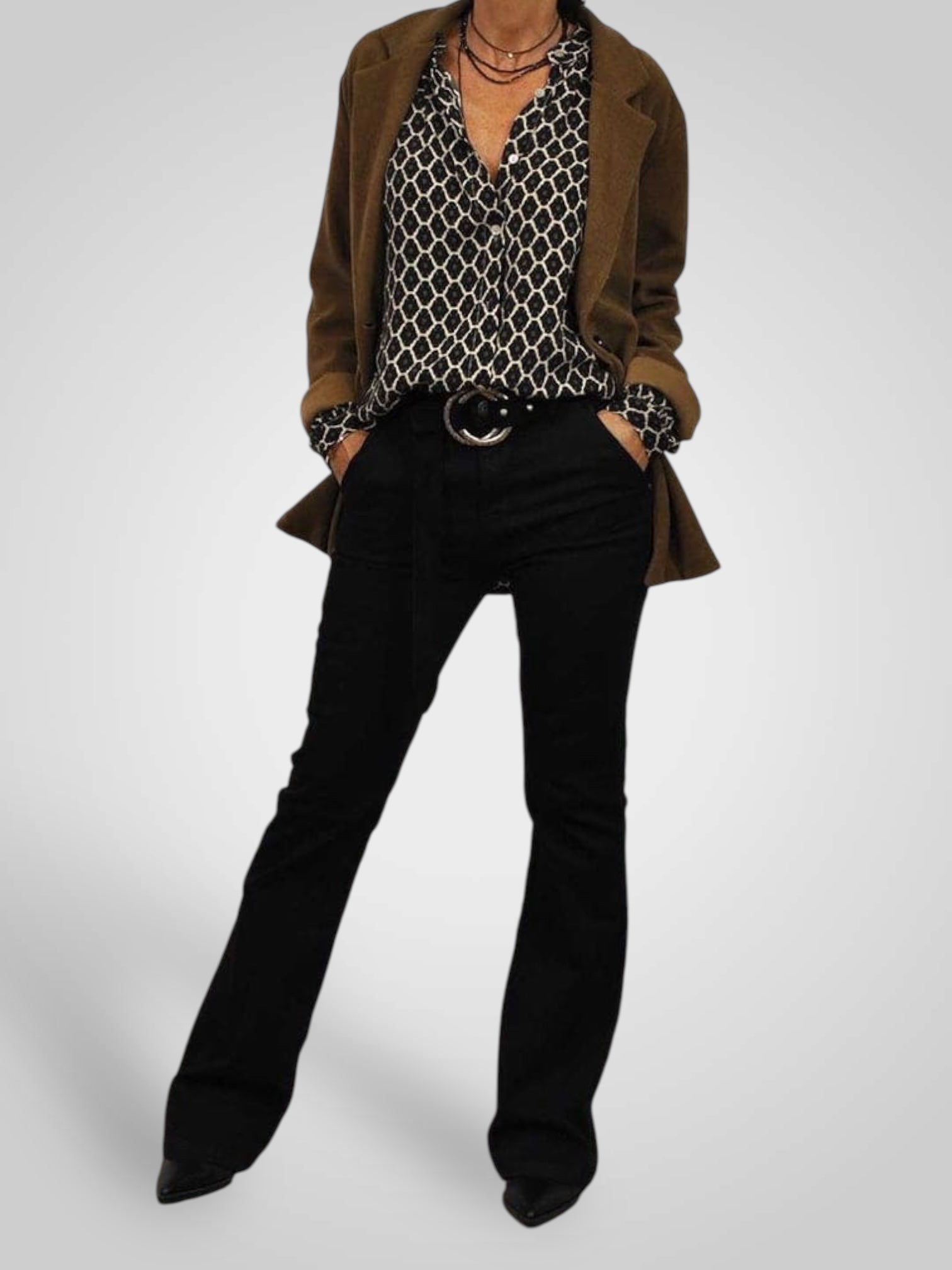 Nela | Elegante Blusa con Collo a V e Motivo Geometrico