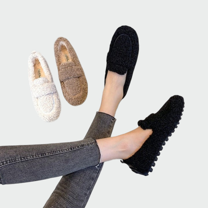Scarpe slip-on calde con design elegante