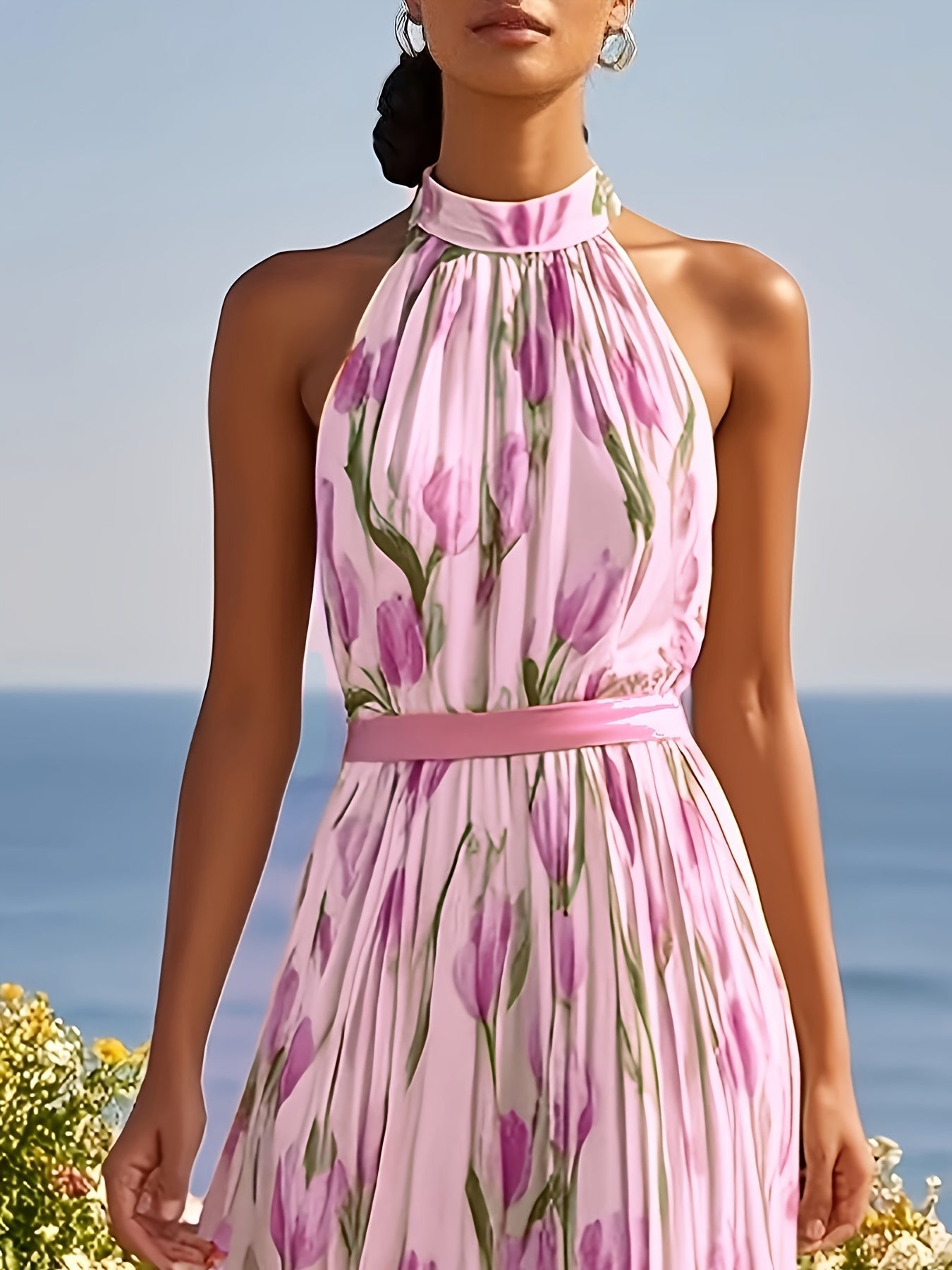 Tulipa™ - Maxi abito con scollatura halterneck e design a tulipano
