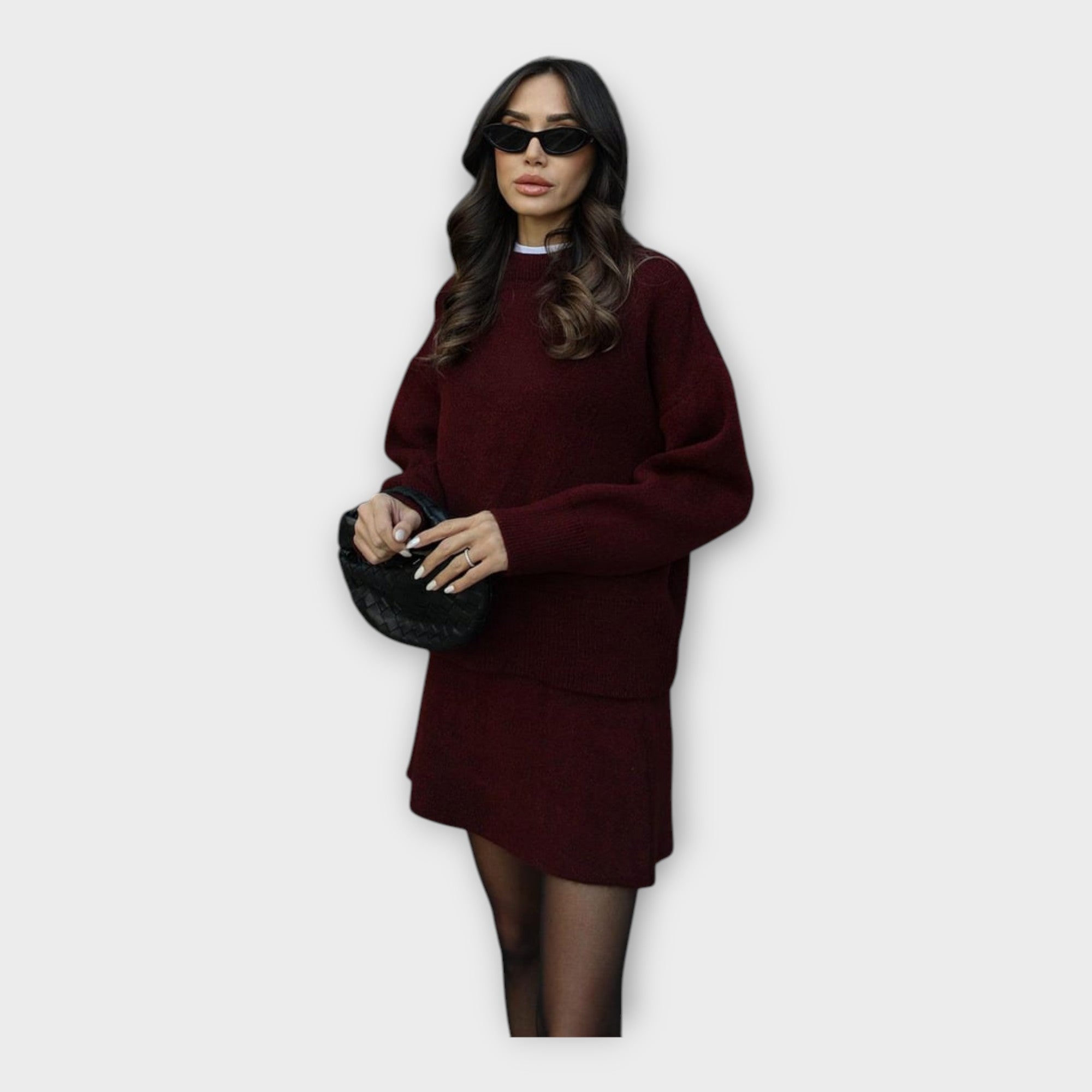 Set Maglia e Gonna con Linea Moderna