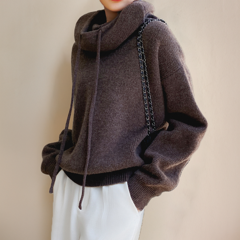 Amina - Felpa con Cappuccio in Merino di Lusso