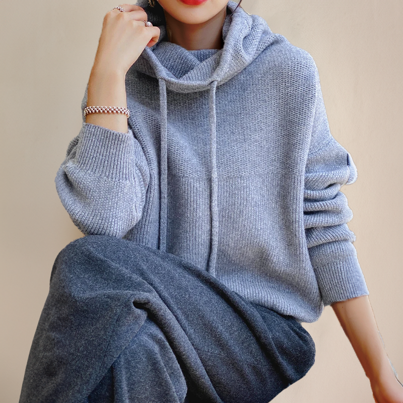 Amina - Felpa con Cappuccio in Merino di Lusso