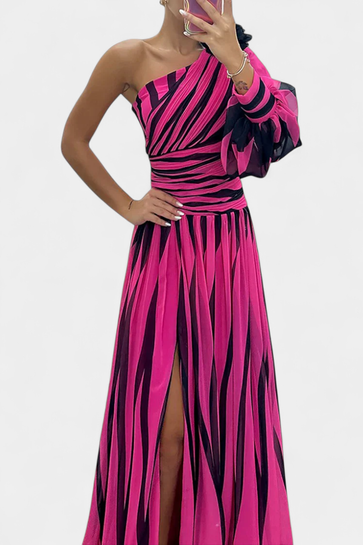 Bethania - Elegante Abito Lungo a Righe con Spalla Scoperta