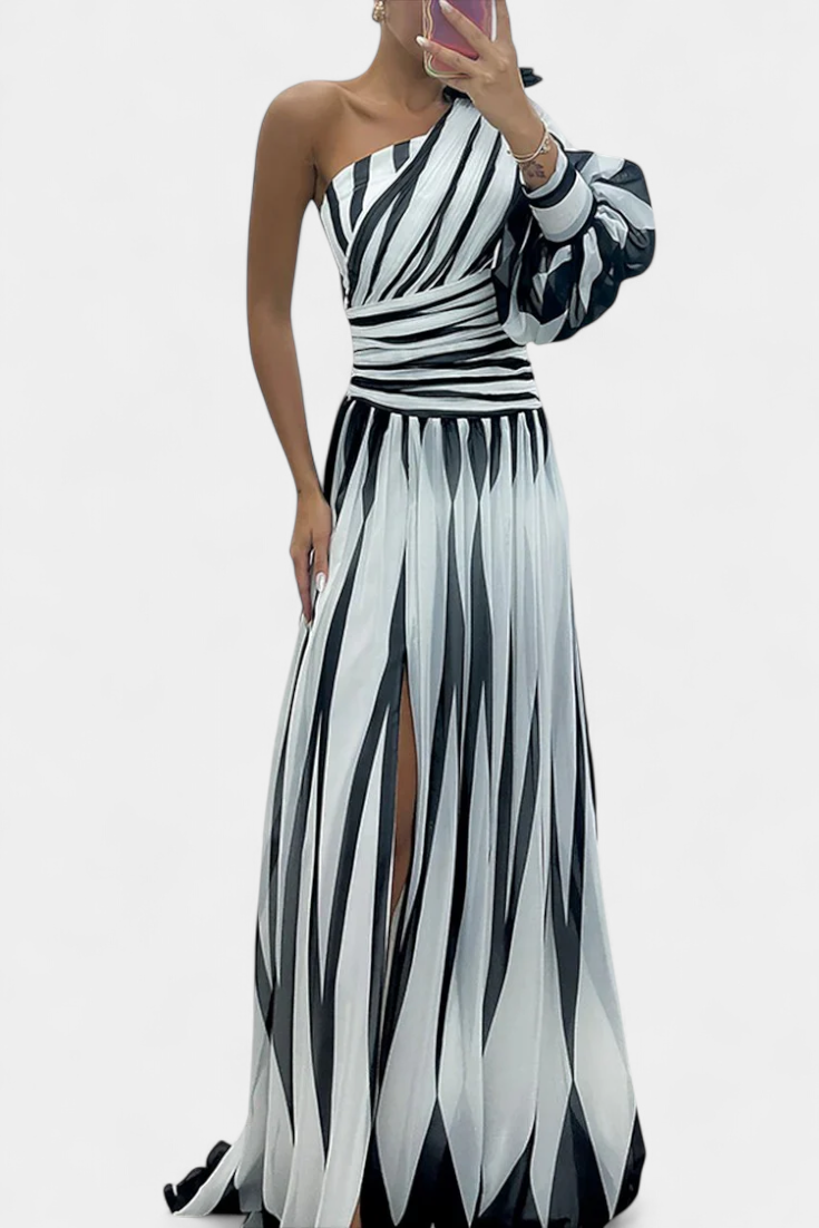 Bethania - Elegante Abito Lungo a Righe con Spalla Scoperta