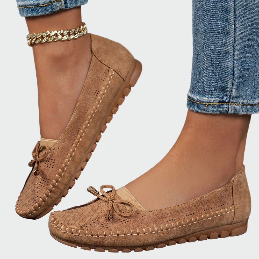 Comodi scarpe slip-on con suola ortopedica