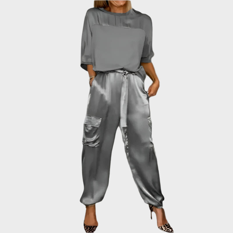 Set Satinato con Blusa Larga e Pantaloni Cargo