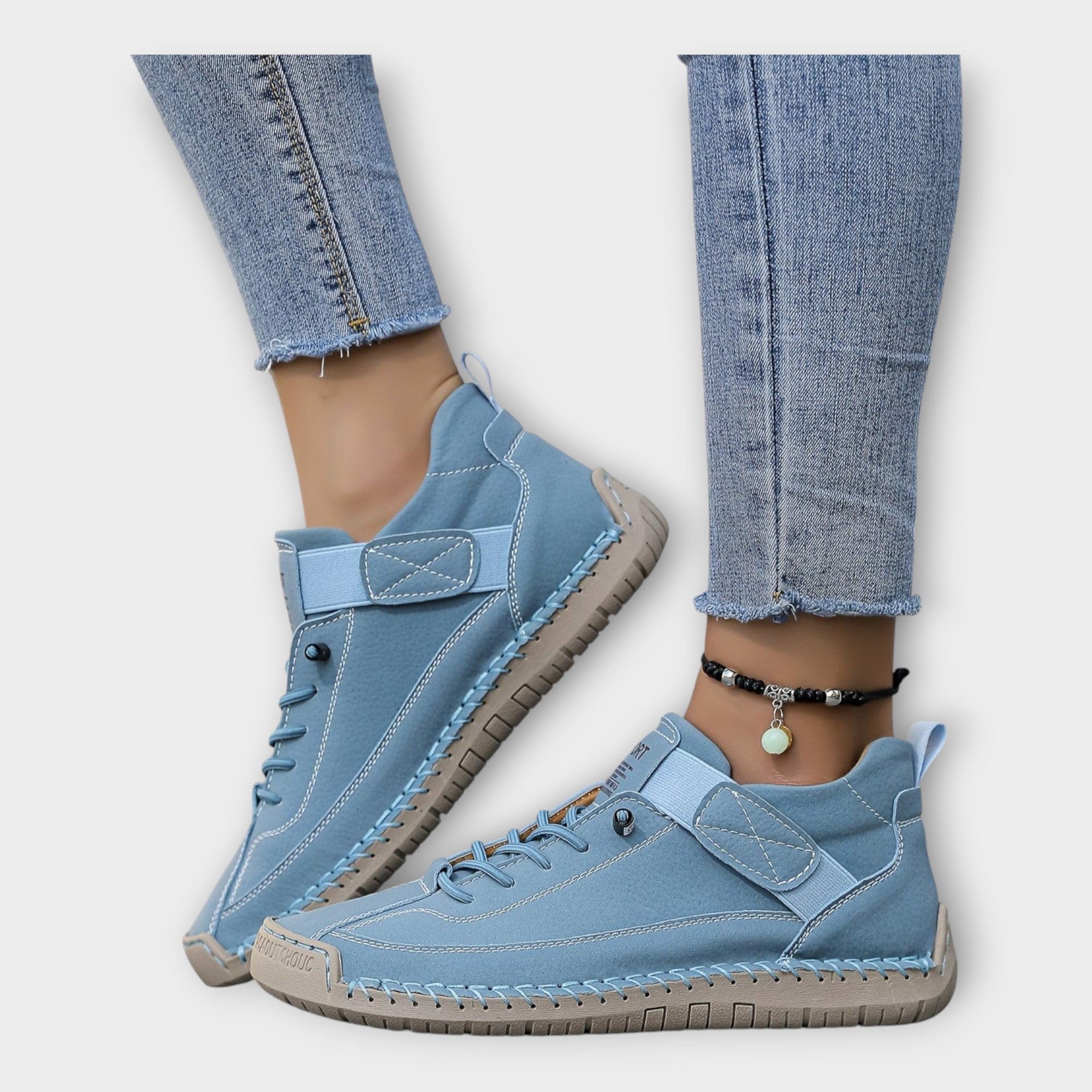 Scarpe sportive con design elegante e pratico